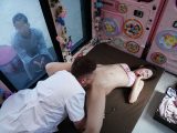 一般男女モニタリングAV×マジックミラー便コラボ企画 パパは誰だ！？ 愛する夫の目の前で路上NTR！妊活妻にこっそりゴム外して生挿入→しれっとデカチン種付け生中出し！